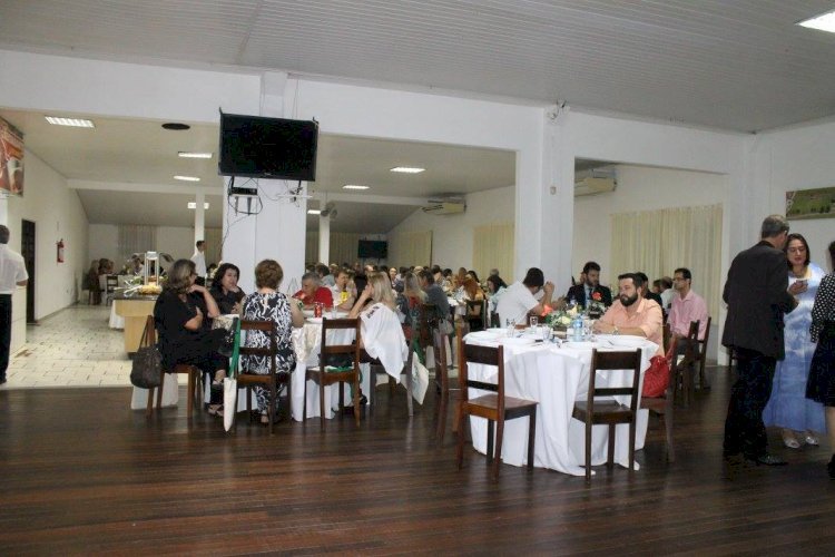 JANTAR EM COMEMORAÇÃO AO DIA DO SÍNDICO