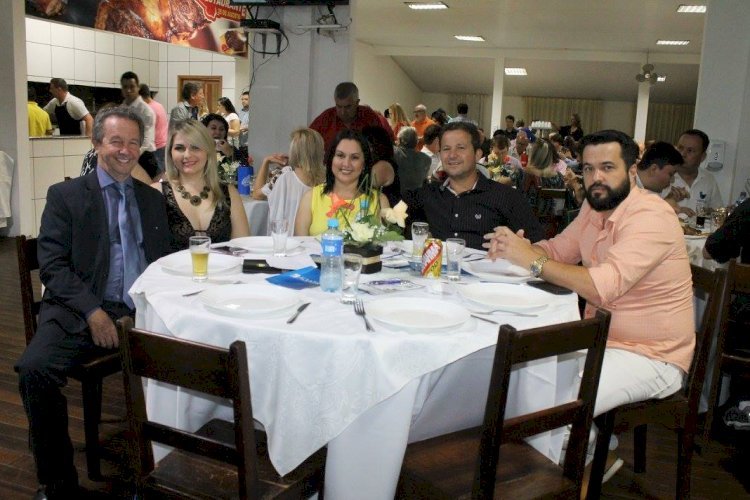 JANTAR EM COMEMORAÇÃO AO DIA DO SÍNDICO